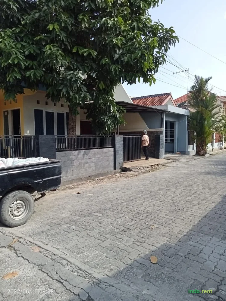 Rumah disewakan dengan ikhlas..