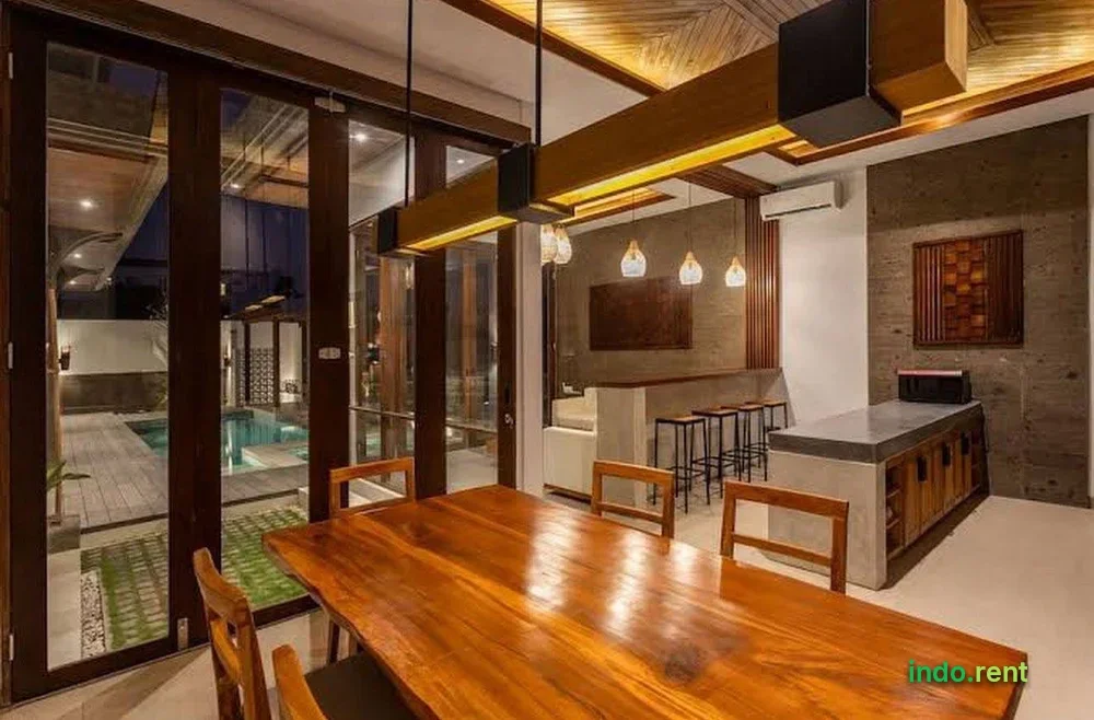 3 BEDROOMS VILLA LOCATED IN PERERENAN BEACH AVAILABLE FOR LEASE  5