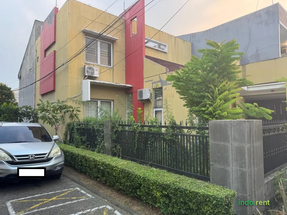 Rmh 2 Lantai PLN2200Watt Hoek Lt/Lb 149m2/180m2 Sektor 4 Bintaro 2