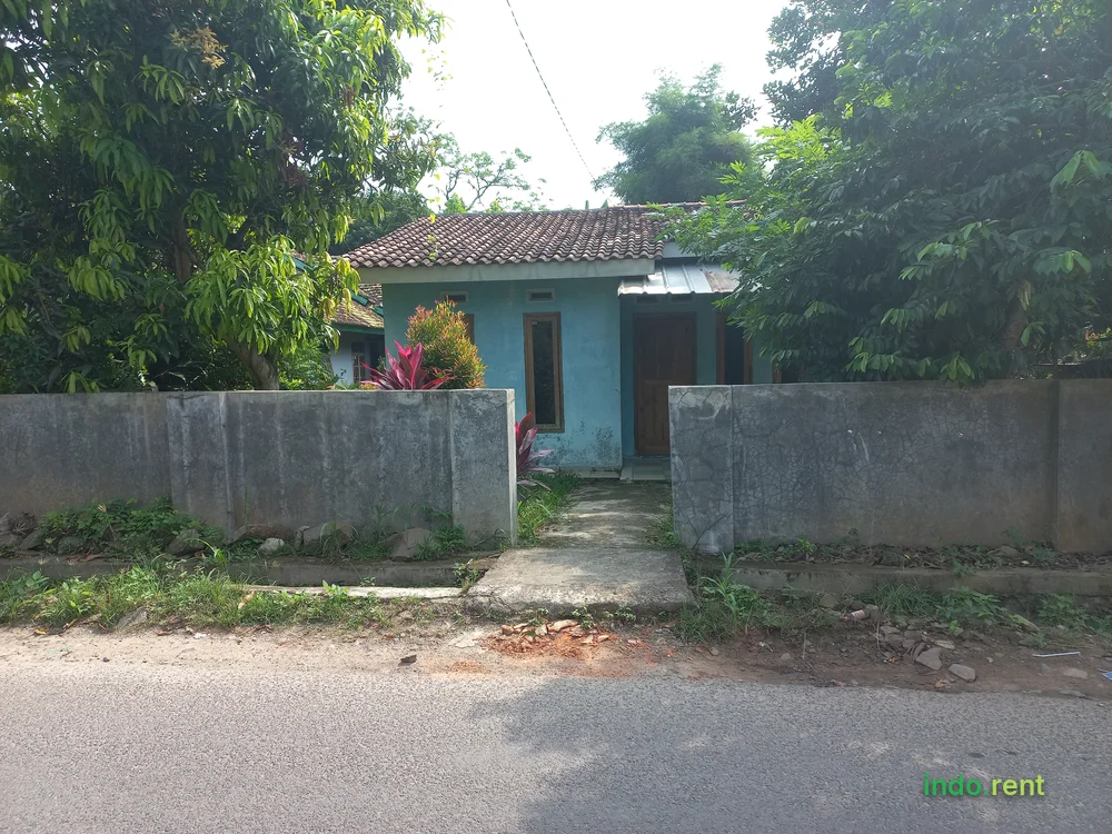 rumah berlokasi strategis