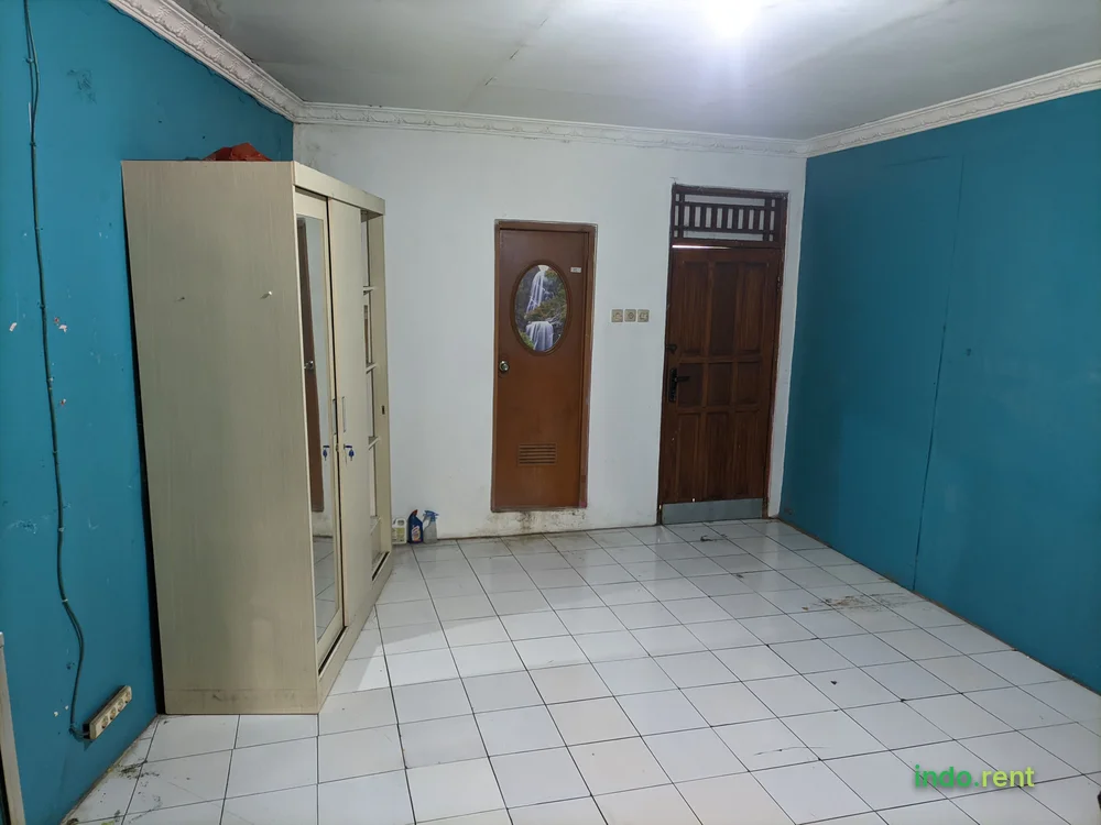 Rumah di SEWA kan Perumnas Klender 3