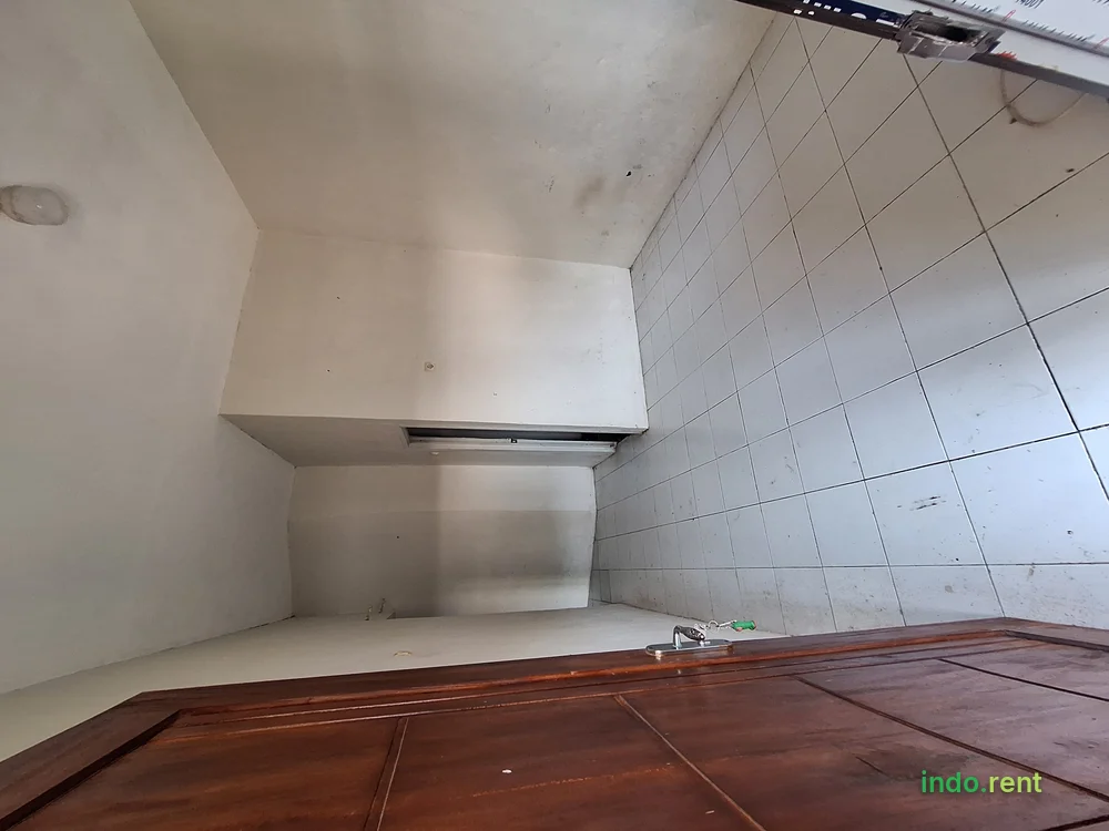 Rumah dikontrakkan tahunan di Griya Suradita Indah Cisauk {{CONTACT}} P2 {{CONTACT}} 2