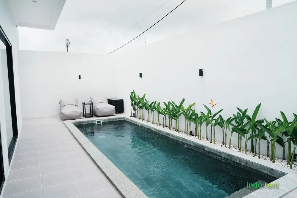 Two bedroom modern villa available in Umalas.  6