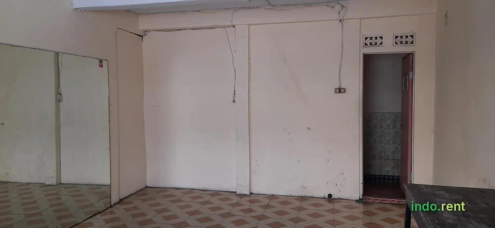 Toko Tempat Usaha di kontrakan