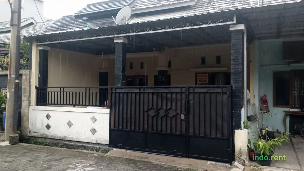 RUMAH DIDALAM KOMPLE DIKONTRAKKAN