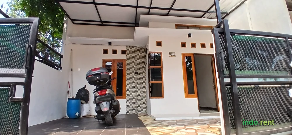 sewa rumah siap huni cocok untuk pasangan baru/keluarga kecil