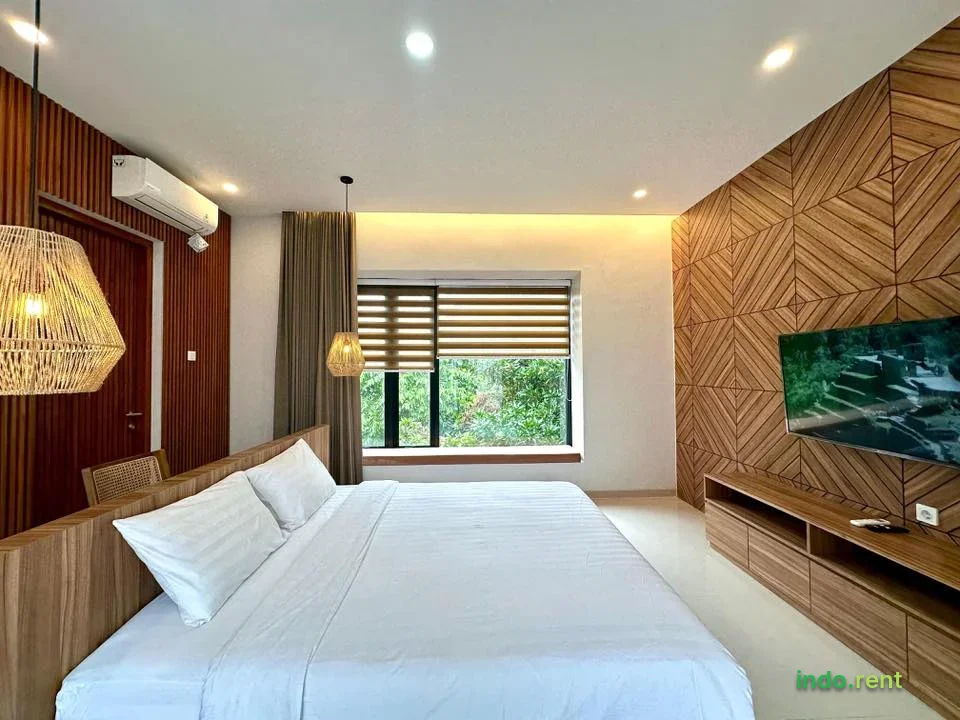 3 Bedroom Luxury Villa in Pererenan – Modern Style  8