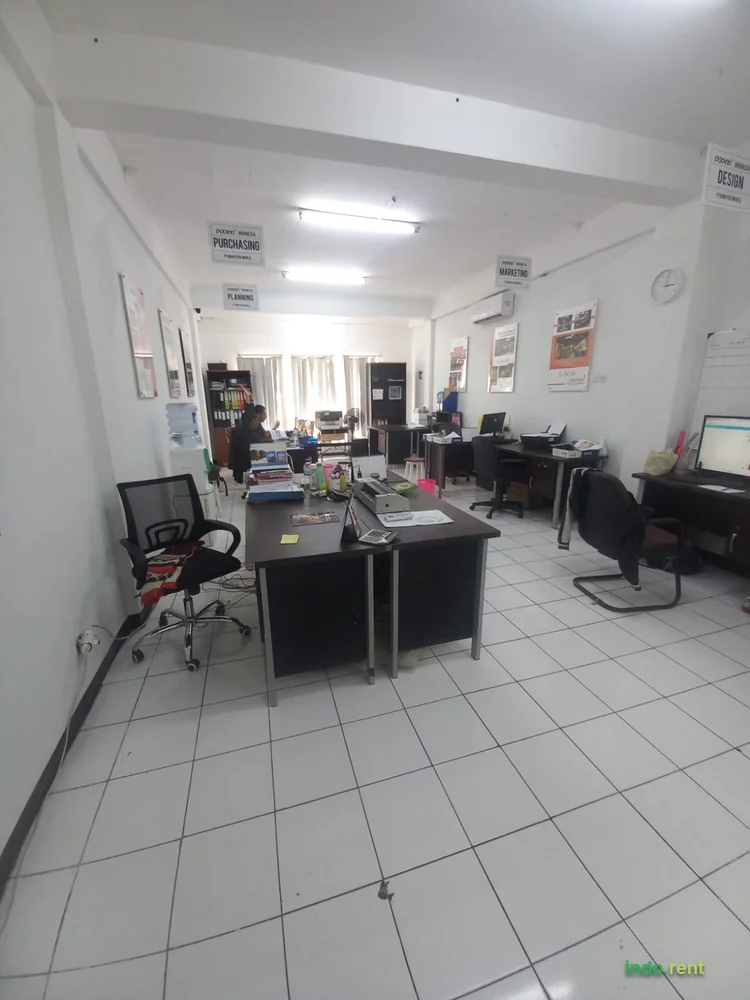 DISEWAKAN -murah - Nego - RUKO 3 LANTAI DI {{ADDRESS}} GADING 2