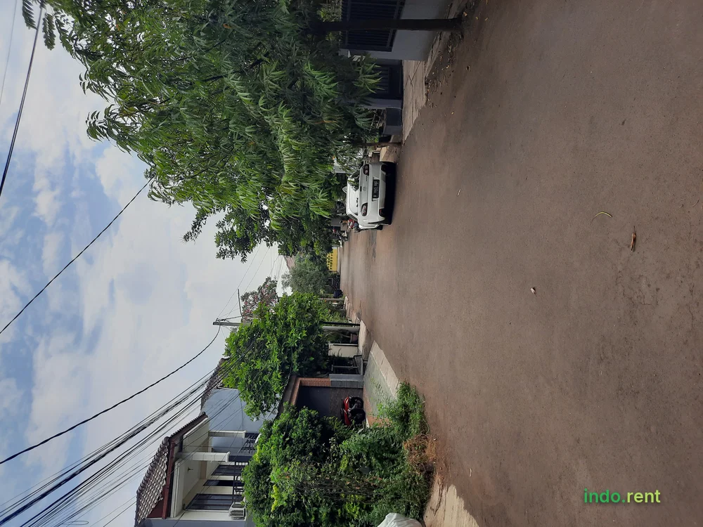 Disewakan Rumah Asri & Nyaman di Perumahan Batu Jaya Townhouse, Condet, Jakarta Timur. 2