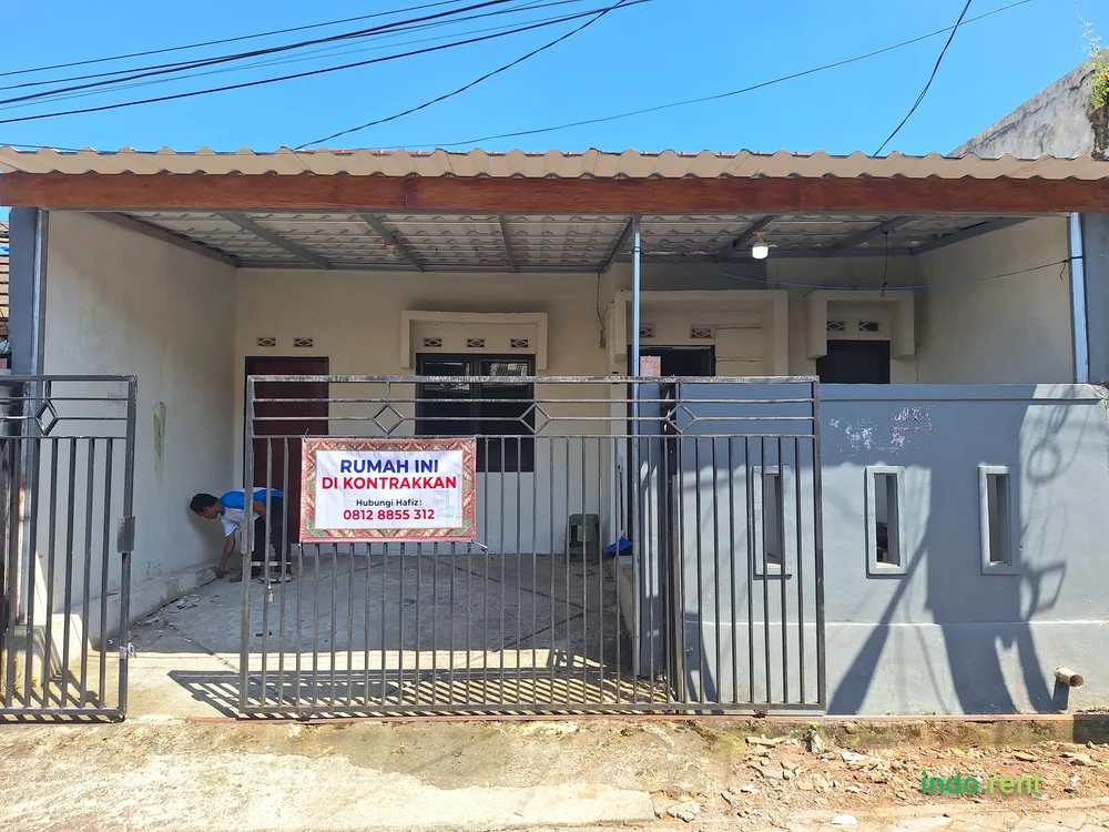 Rumah dikontrakkan tahunan di Griya Suradita Indah Cisauk {{CONTACT}} P2 {{CONTACT}}