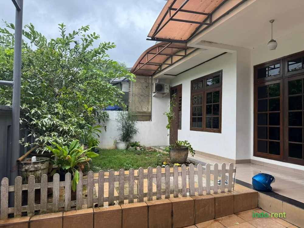 Disewakan Rumah Rumah 5 Kamar Tidur di Bukit Cinere Indah di Bukit Cinere Indah