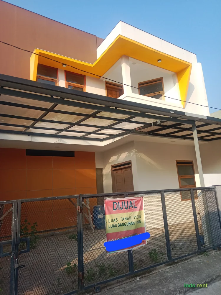 Rumah 3 lantai