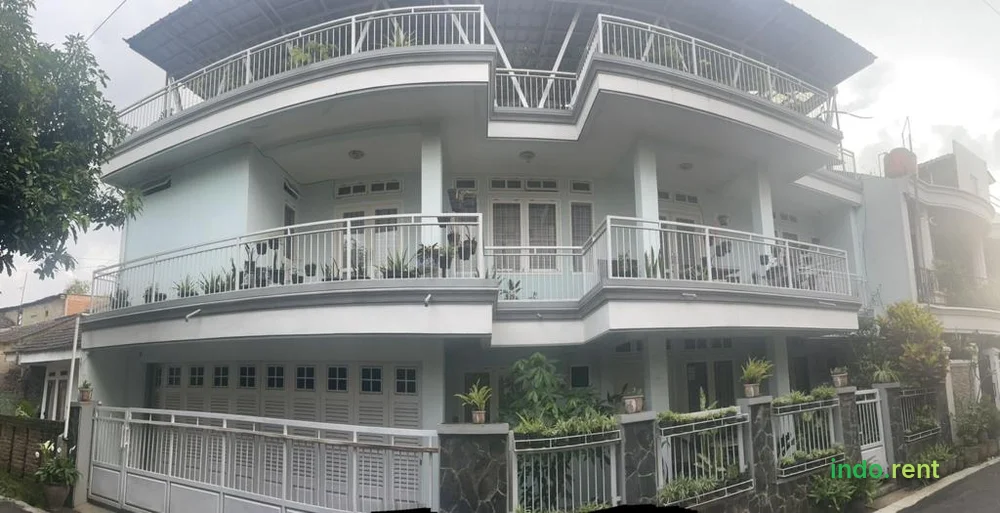 DIJUAL CEPAT (BU) – Rumah Modern Minimalis Siap Huni di [Komplek Asri/Kota Cimahi ] | Struktur Kokoh & Bebas Banjir! 2