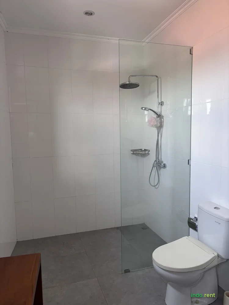 Spacious Family Villa in the Heart of Sanur 7