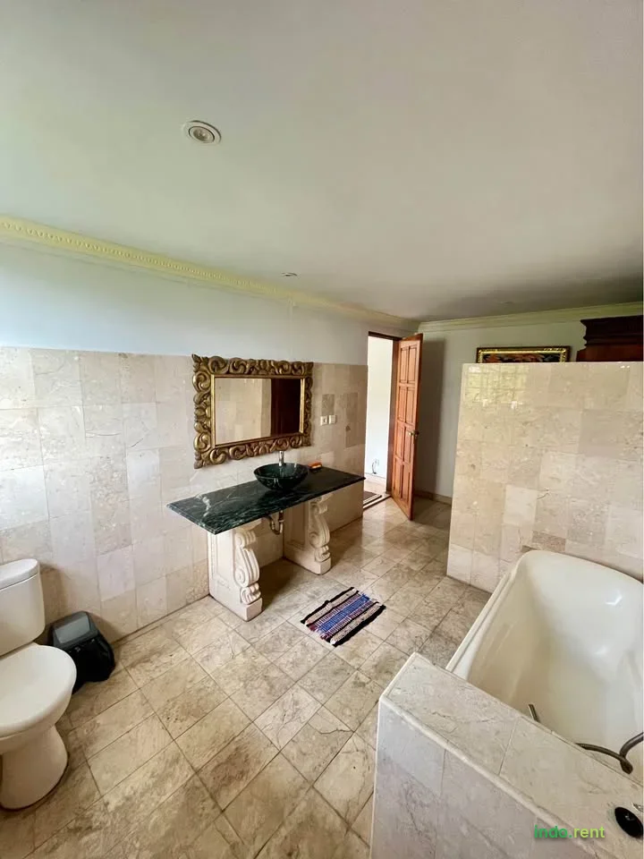 1 Bed 1 Bath – Apartment 9