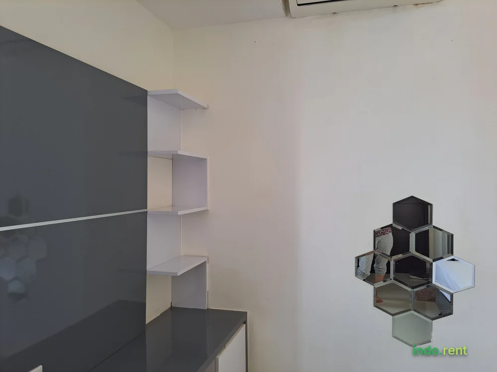 STUDIO SEMI FURNIishes 3