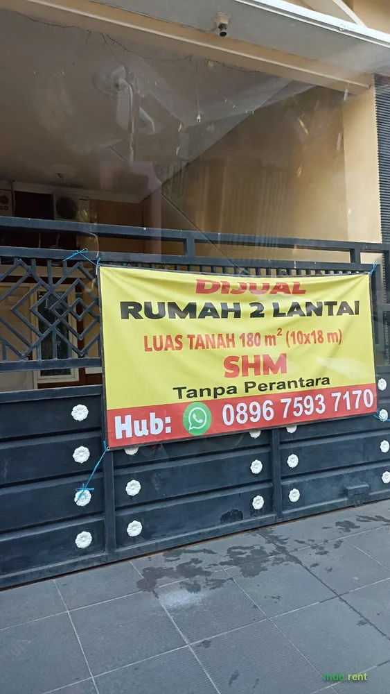 Dijual rumah 2 lantai lokasi nyaman dekat bandara