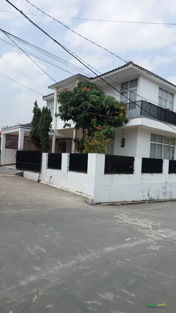 DIJUAL Rumah Hook 2 Lantai Modern Siap Huni 2