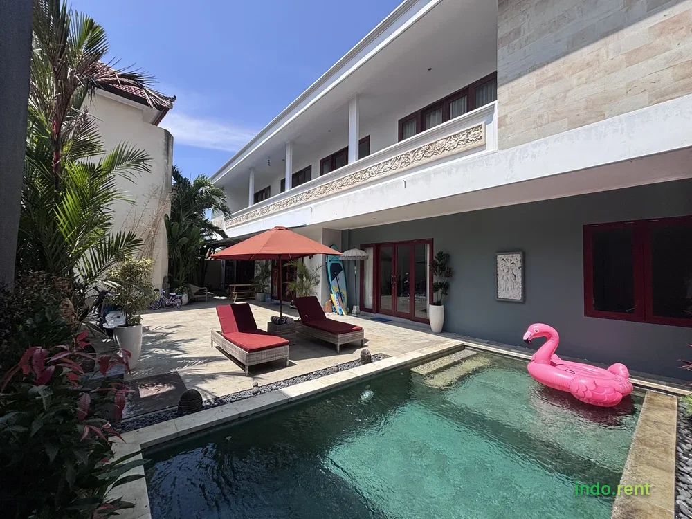Spacious Family Villa in the Heart of Sanur 4