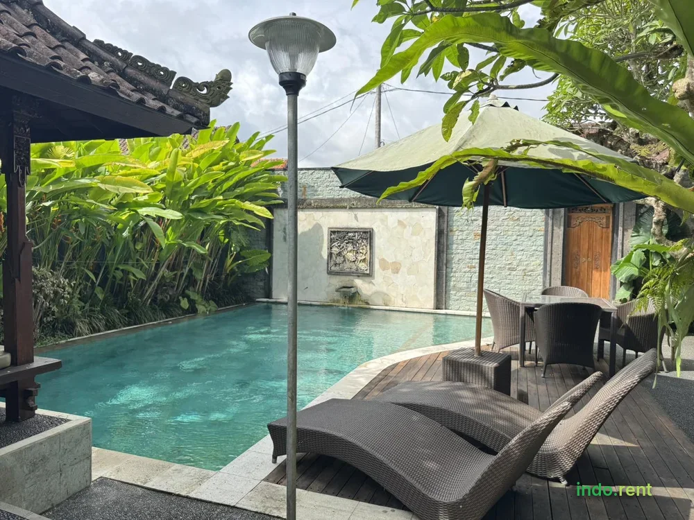 5 bedroom villa with private pool in Kedewatan area