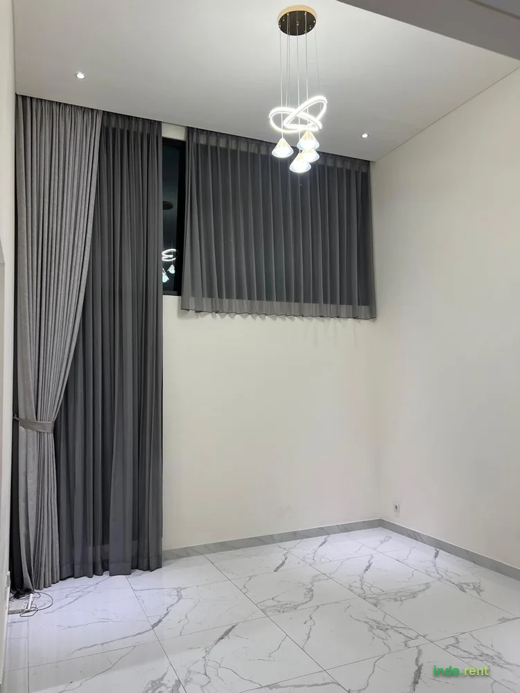 Disewakan rumah di jgc cluster samayang jaktim 2