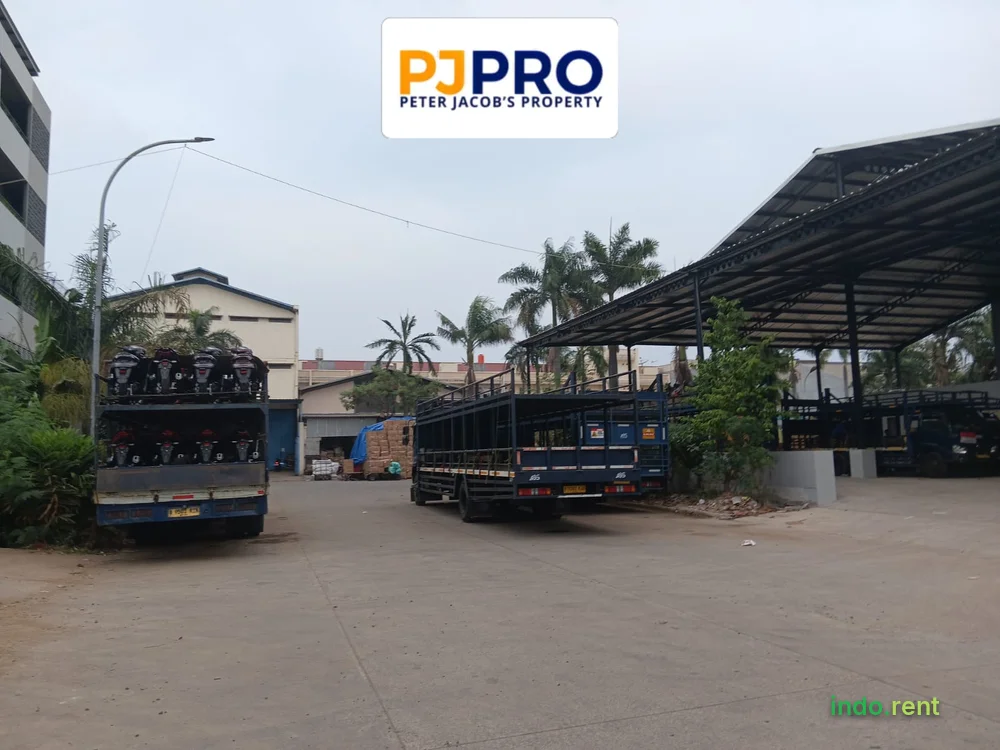 Disewakan Tanah Kavling Siap Pakai di Pergudangan Harapan Indah Bekasi 2