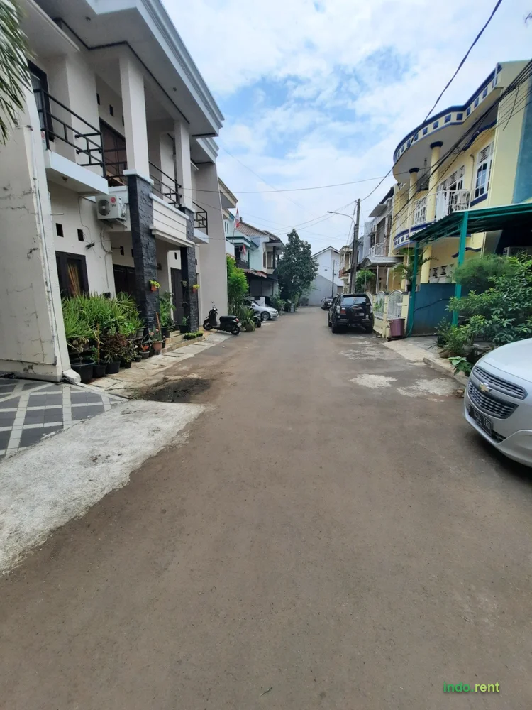 Dijual Rumah Asri & Nyaman di Perumahan Batu Jaya Townhouse, Condet, Jakarta Timur. 2