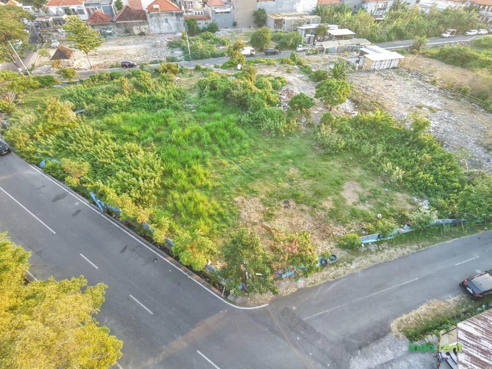 Disewakan Tanah di Pinggir Jalan Utama Sunset Road Bali