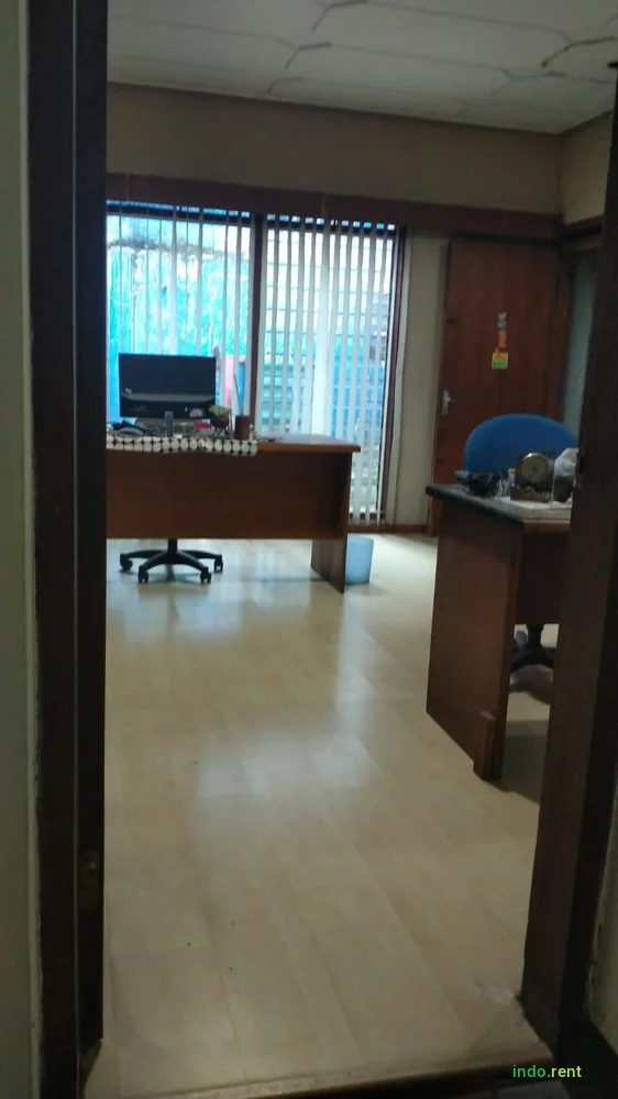 Rumah kantor di sewakan