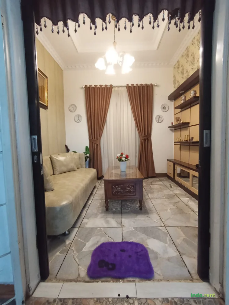 rumah mewah 2 lantai sangat nyaman unk {{ADDRESS}} 2