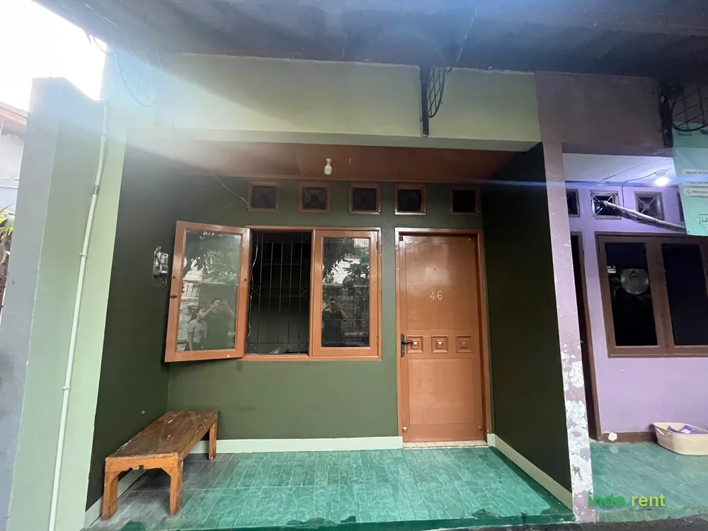 Kontrakan 2 Lt Tebet Jakarta Selatan