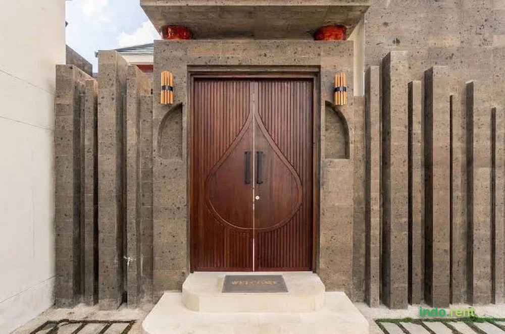 3 BEDROOMS VILLA LOCATED IN PERERENAN BEACH AVAILABLE FOR LEASE  2