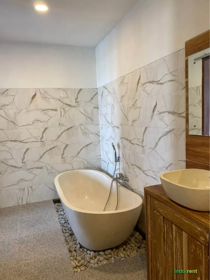 1 Bedroom 1 Bathroom - House 7