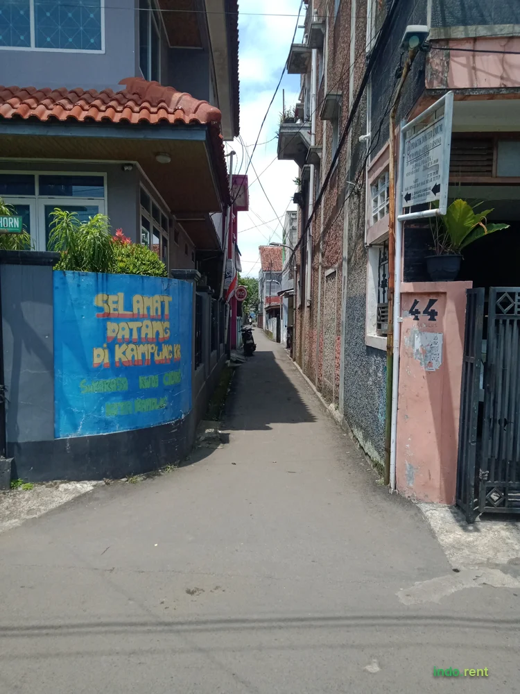 Terima kost putra putri di Kost Salsabila.