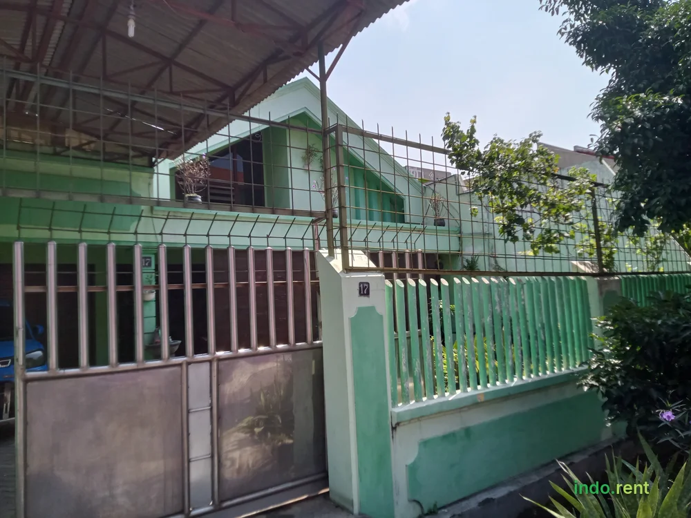 RUMAH SIDOTOPO WETAN INDAH II {{CONTACT}}