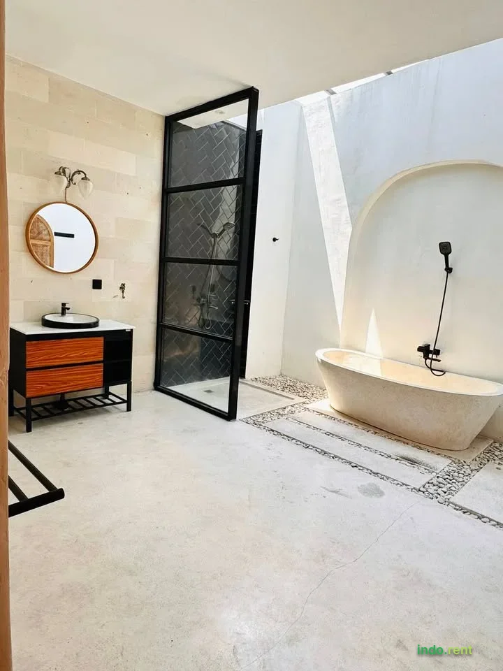 Modern Villa for Yearly Rent in Pererenan Sempol 4