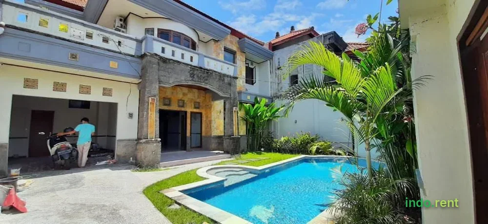 House for yearly rent in Seminyak