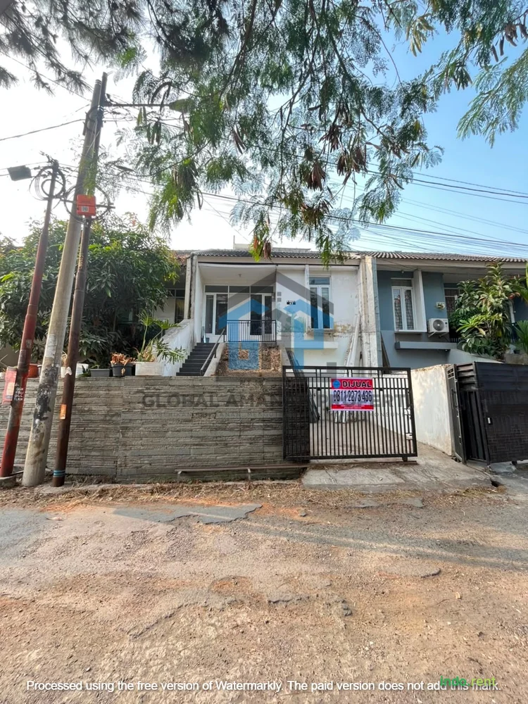 Dijual Rumah Apa Adanya diSariwangi Regency Lingkungan Nyaman