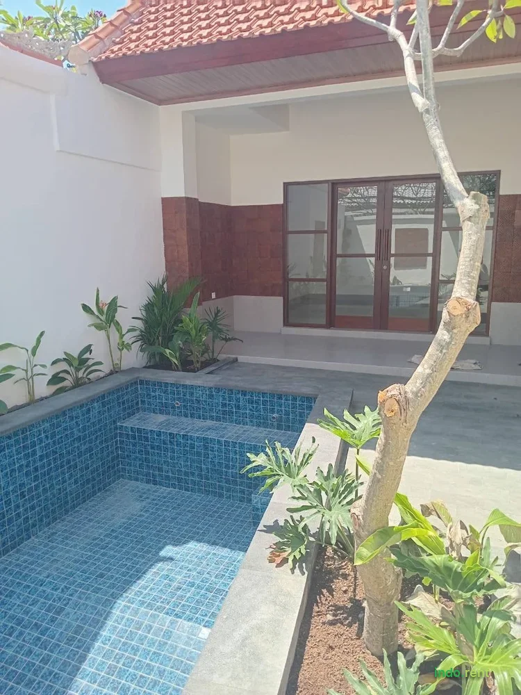 Villa for rent in Sanur beach side