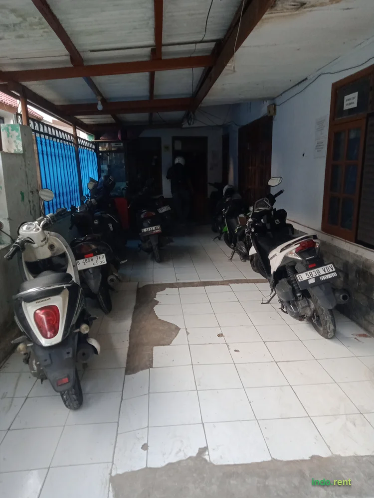 Terima kost putra putri di Kost Salsabila. 3