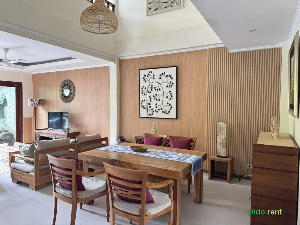 5 bedroom villa with private pool in Kedewatan area 3