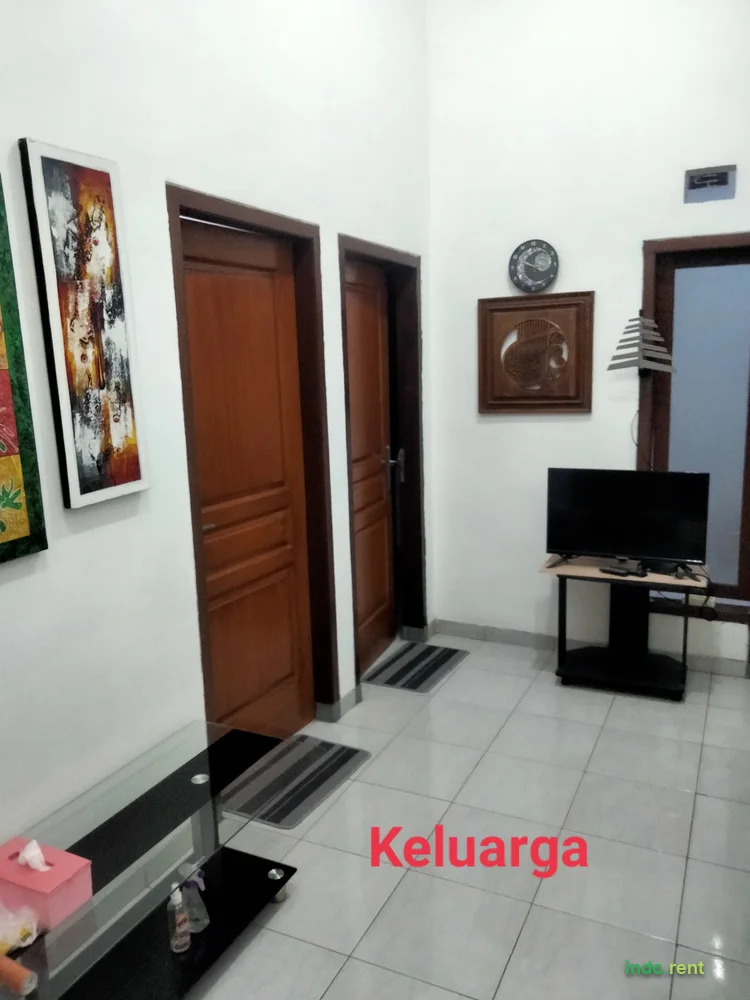 DI JUAL RUMAH SIAP HUNI LOKASI SANGAT STRATEGIS BEBAS BANJIR 2