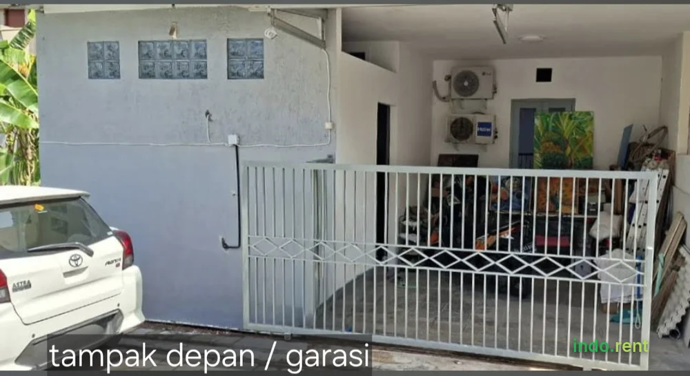 RUMAH. Disewakan / Year Tahun 2