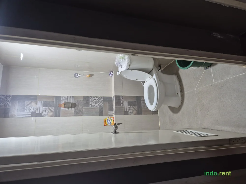 Jual atau sewa apartement grand emerald kelapa gading