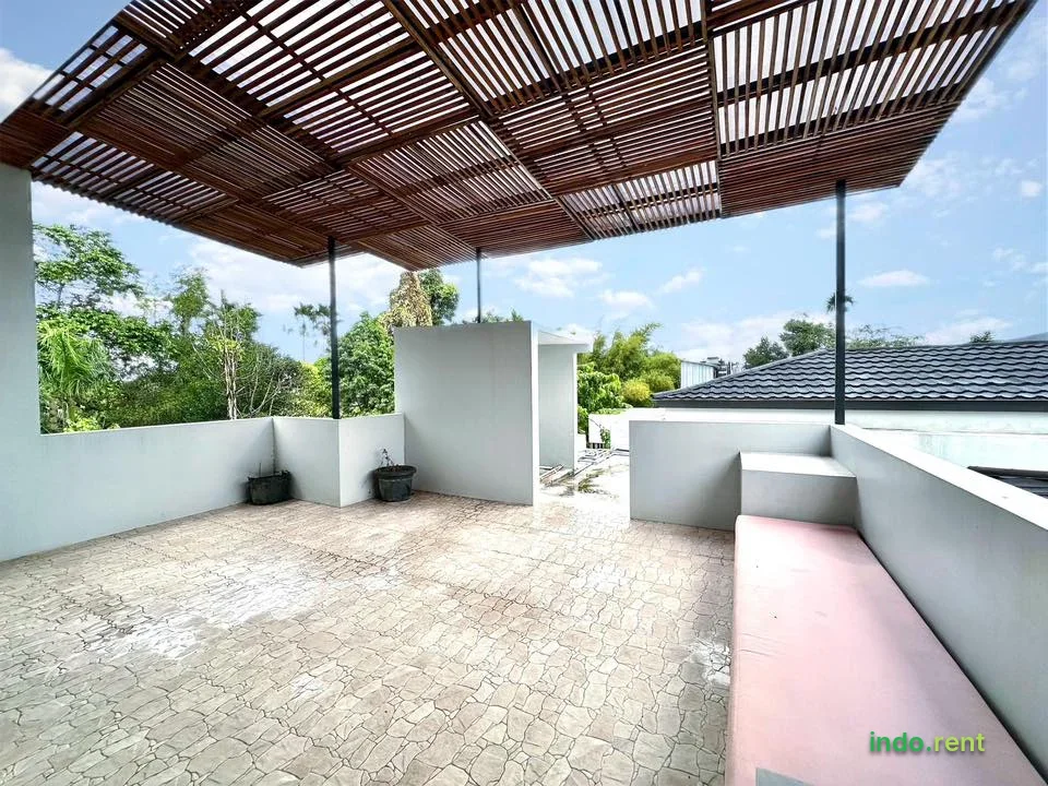 3 Bedroom Luxury Villa in Pererenan – Modern Style  10