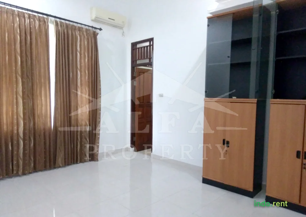 Sewa Cepat! Rumah Siap Huni Nyaman Aman Tengah Kota 2