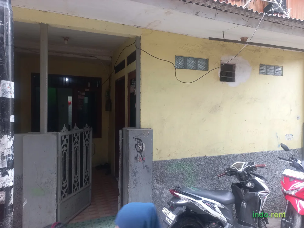 Dijual rumah untuk kost2an aktif