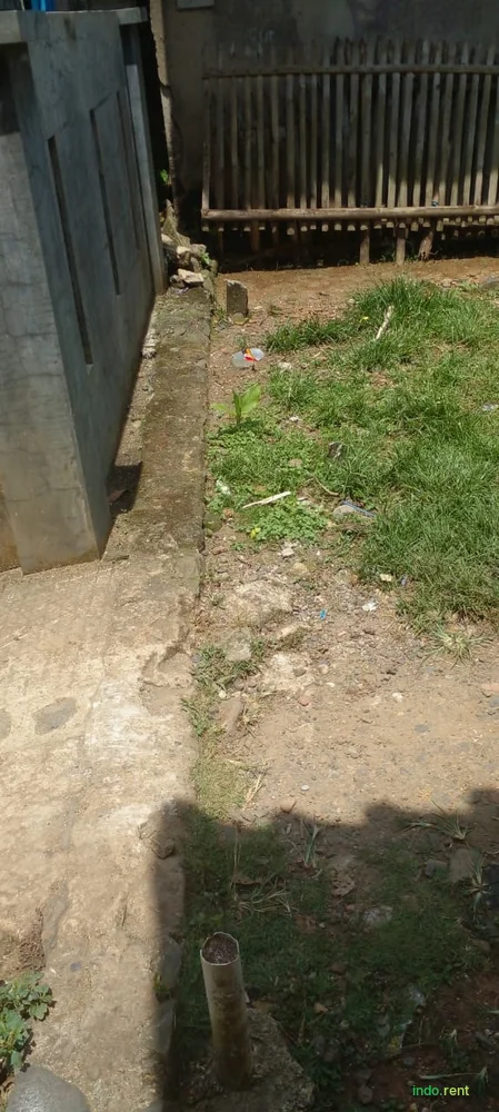 Lahan produktif ada kios di pinggir {{CONTACT}} Cidokom {{ADDRESS}} Bogor 2