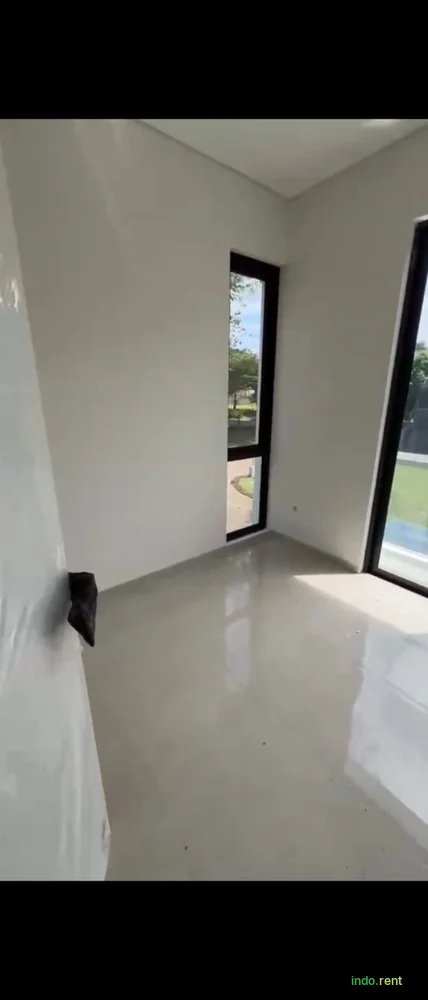 Rumah baru disewakan tahunan di discovery aluvia bintaro 3