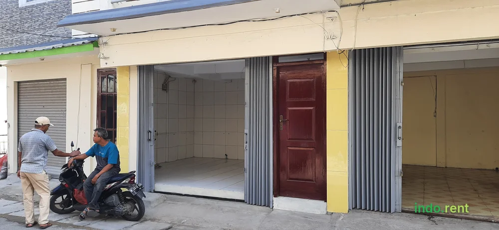 Toko Tempat Usaha di kontrakan 3